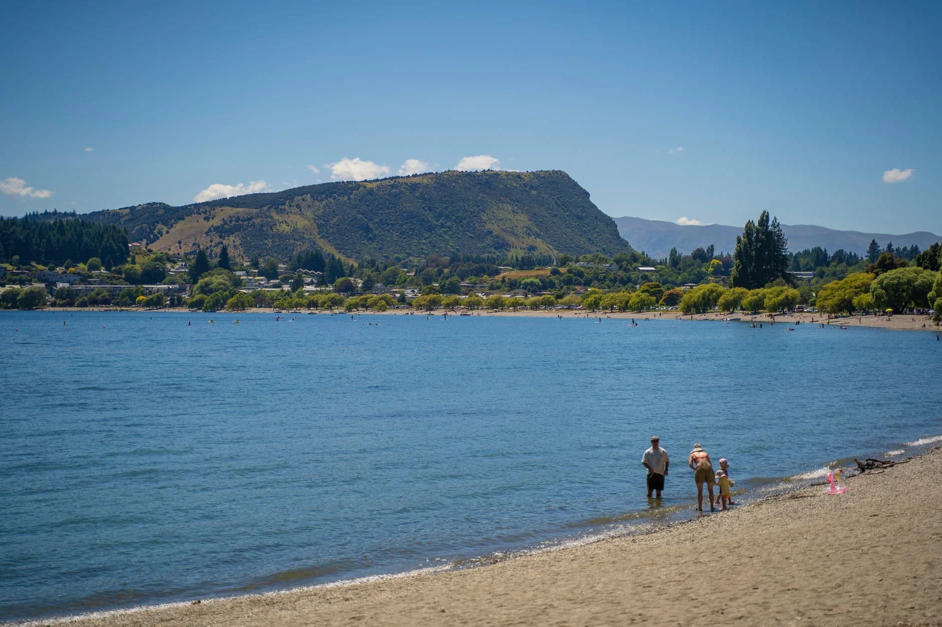Future planning for Pakistani families building toward New Zealand with family and landscape context