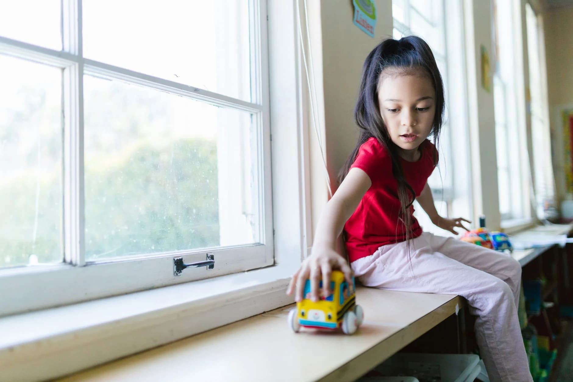 Children learning in New Zealand as part of long-range family education planning