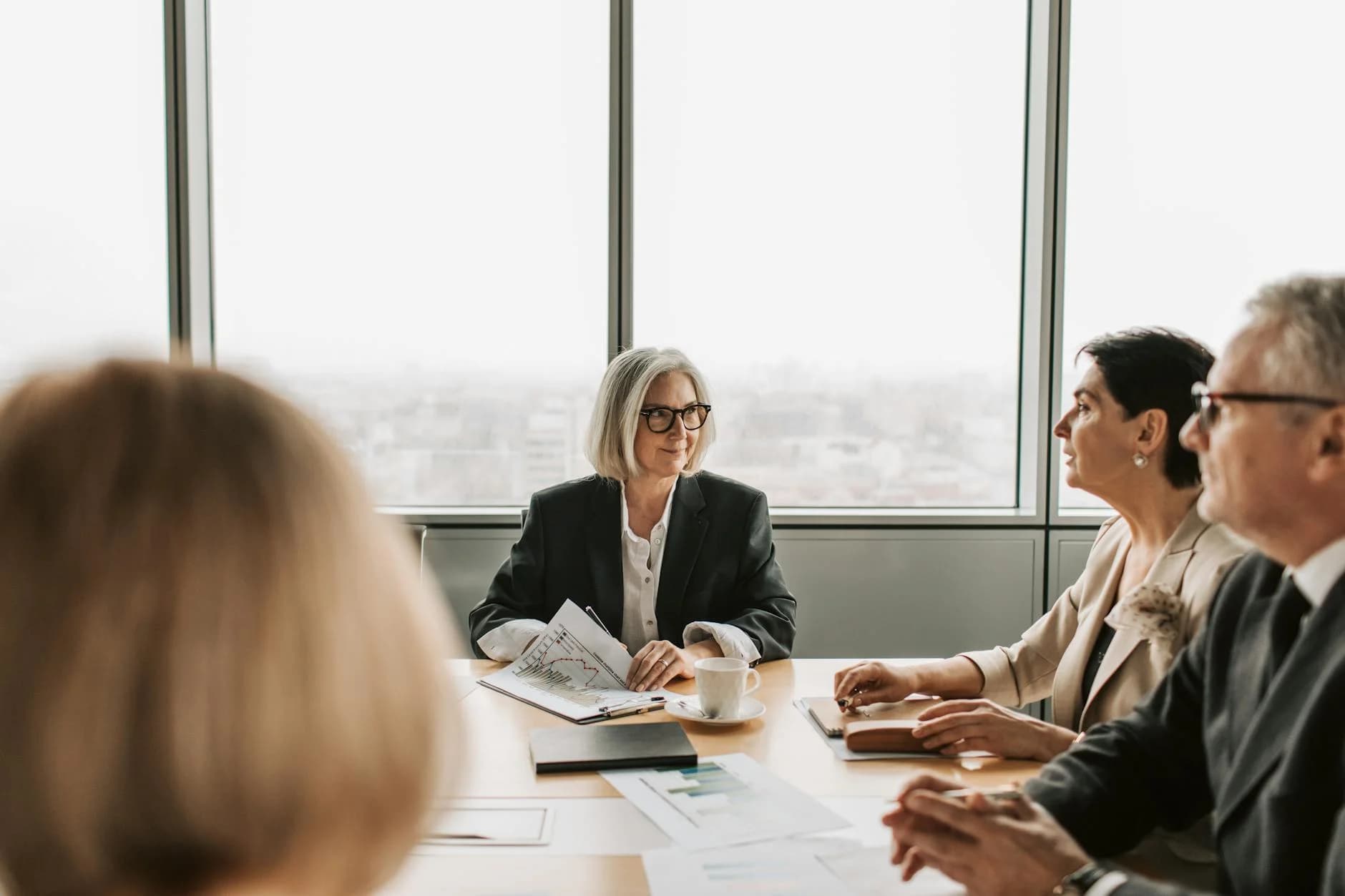 Business professional pathways to New Zealand — management, finance, and skilled migration